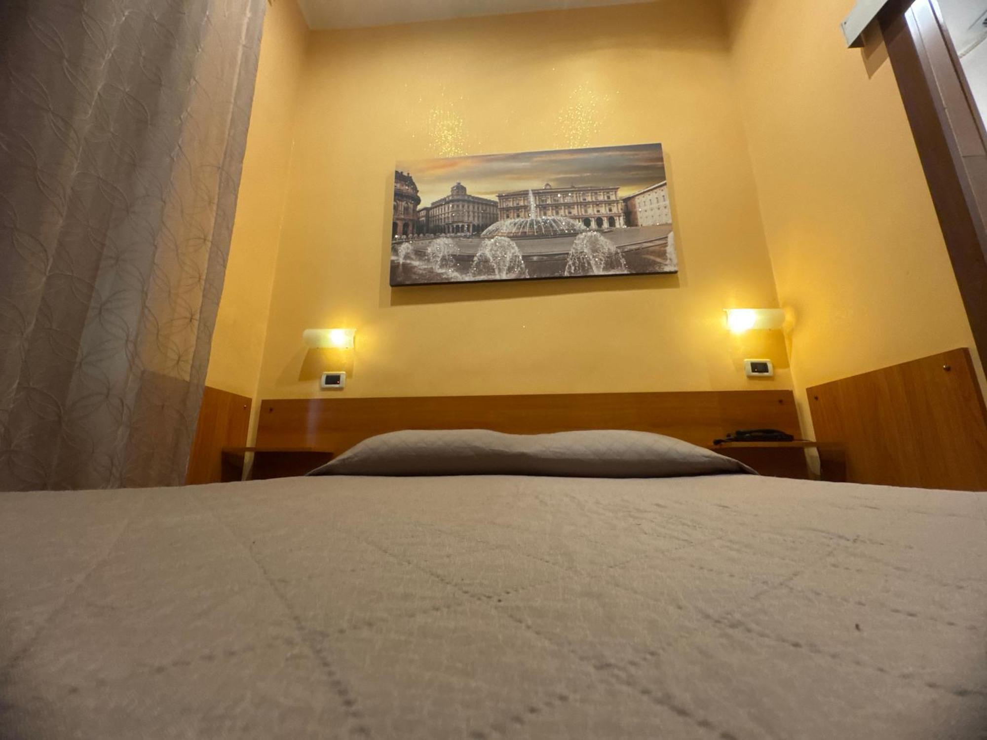 Albergo Parigi Genoa Exterior photo