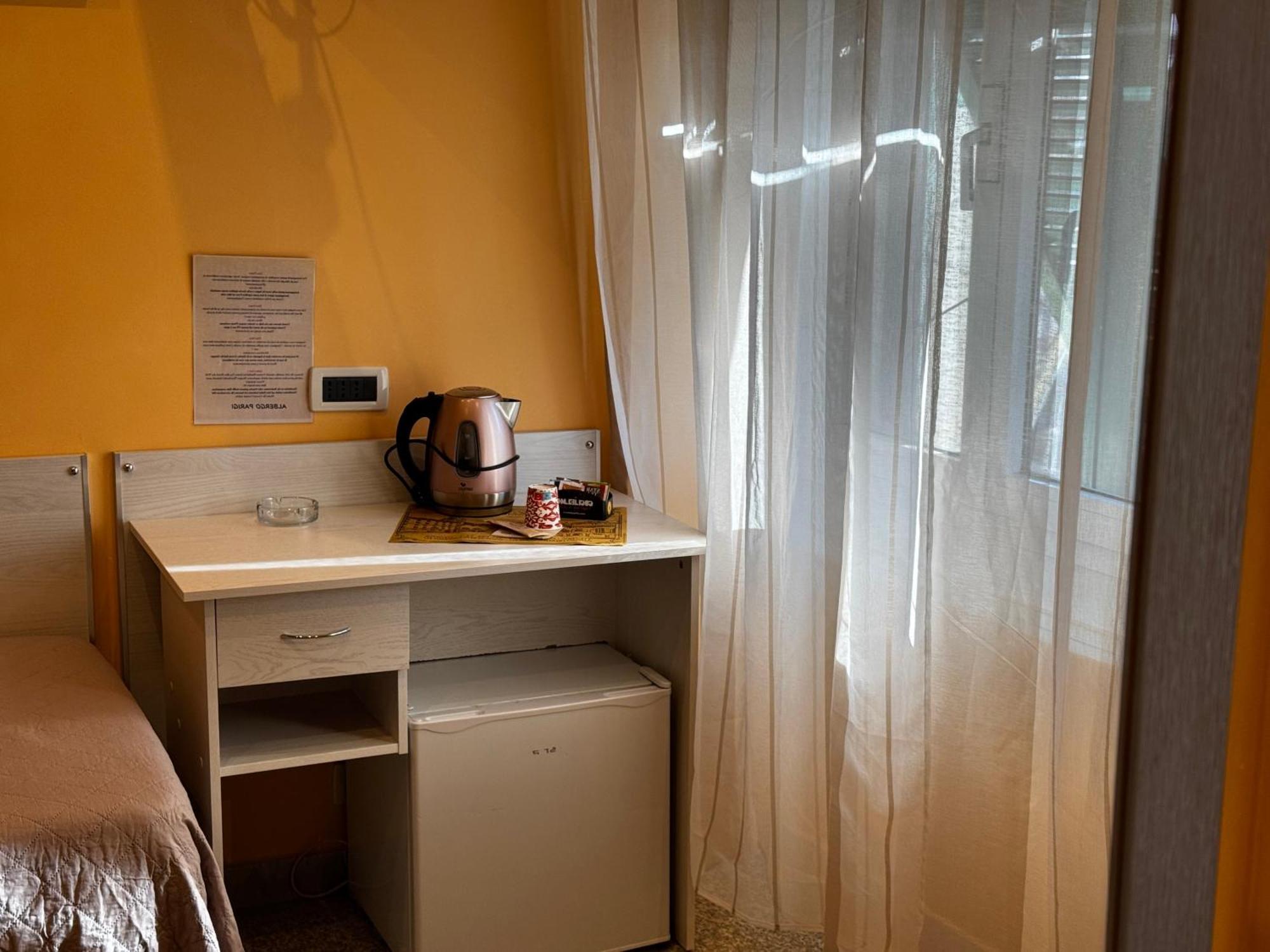 Albergo Parigi Genoa Exterior photo